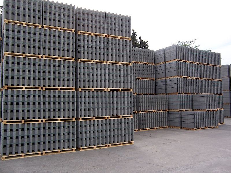 Betonschalungssteine